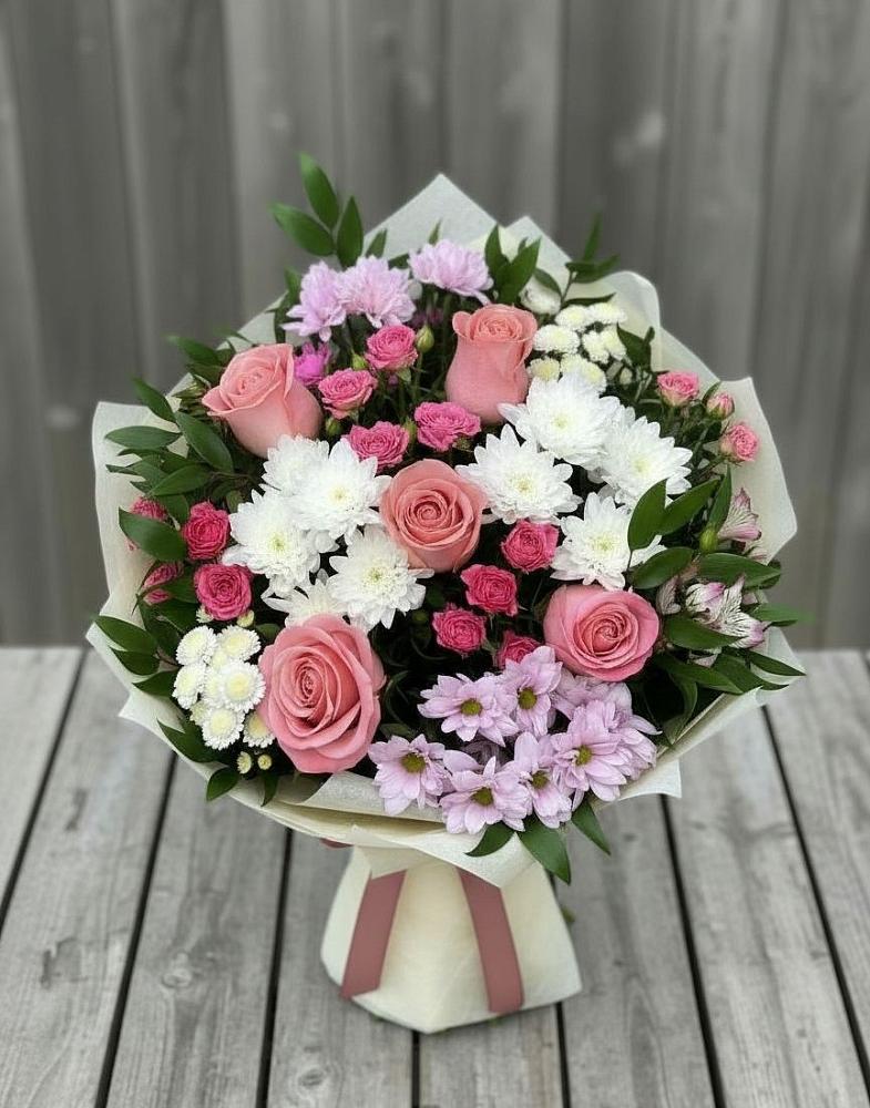 Букет цветов из: Альстромерии, Гвоздики, Розы и Хризантемы в Непецино