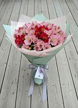 Букет цветов из:  Альстромерии в Непецино