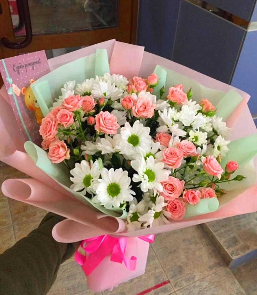 Букет цветов из: Розы и Хризантемы в Непецино