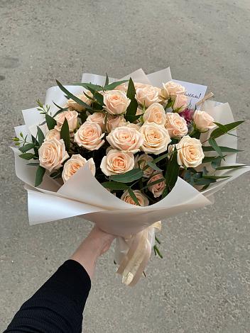Букет Кремовые розы Латте в Непецино