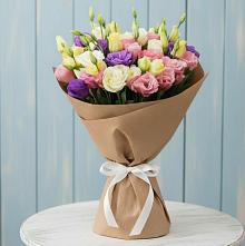 Букет цветов из:  Лизиантусы в Непецино
